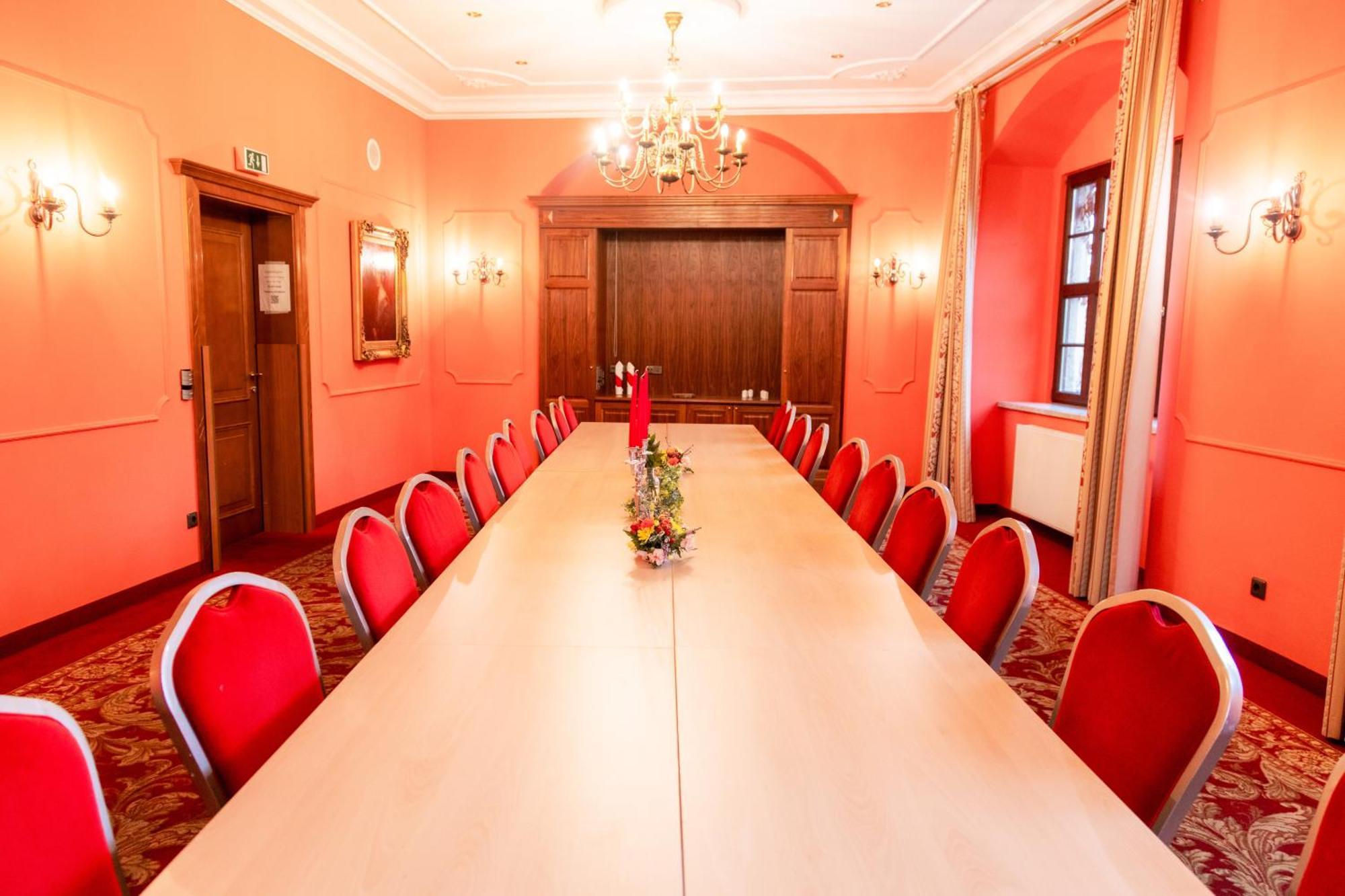 Hotel Schloss Schkopau 外观 照片