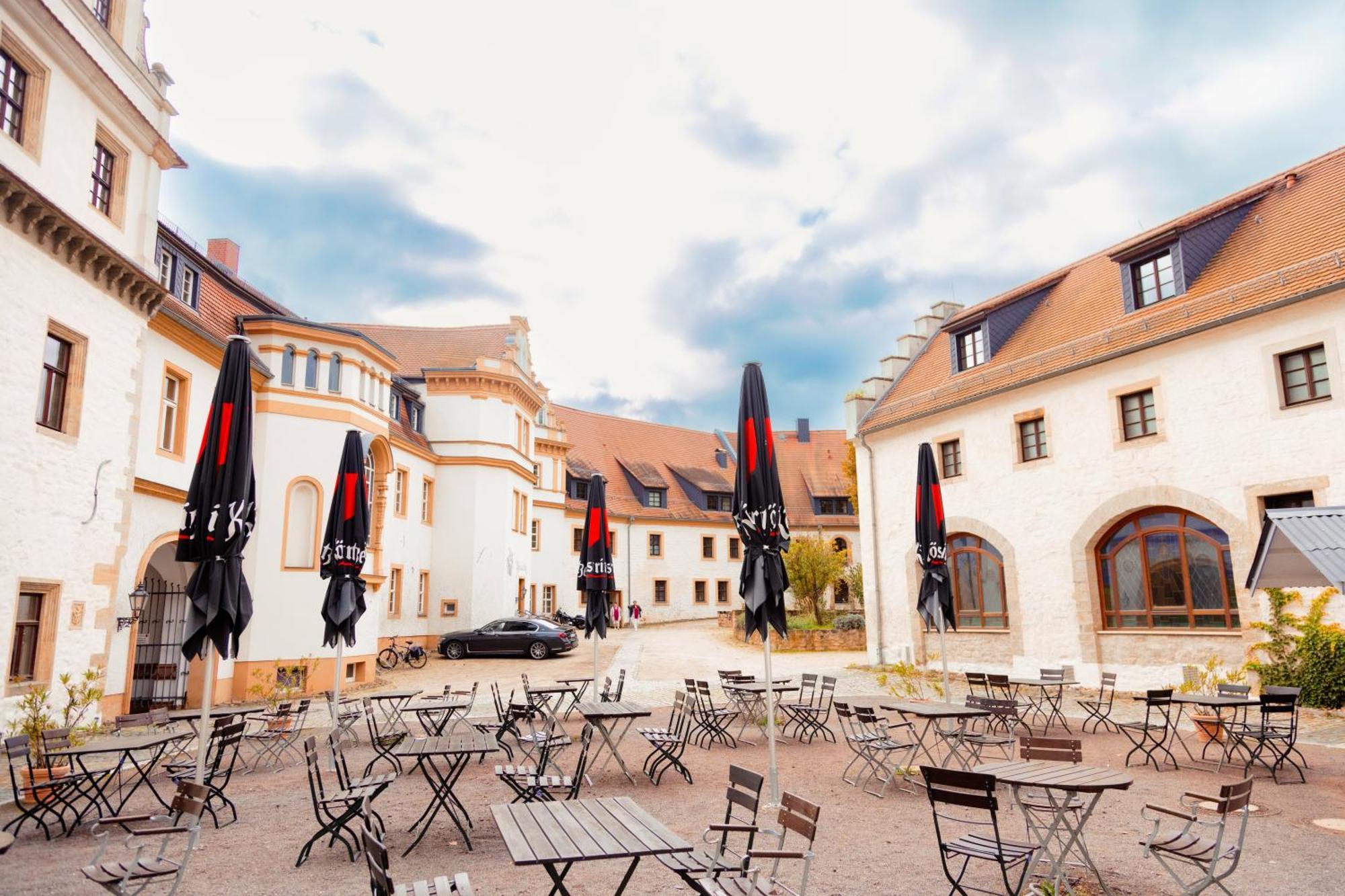 Hotel Schloss Schkopau 外观 照片