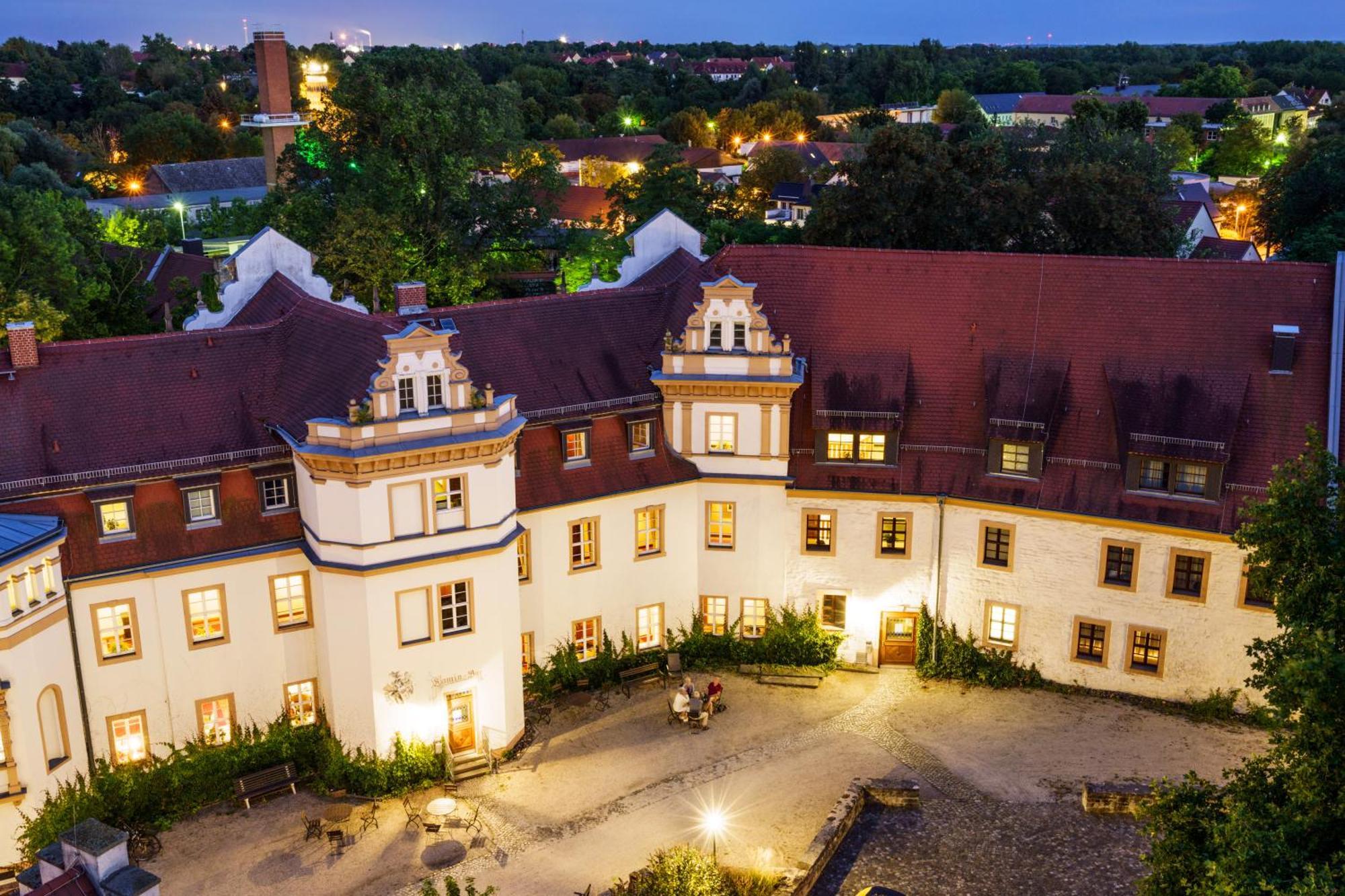 Hotel Schloss Schkopau 外观 照片