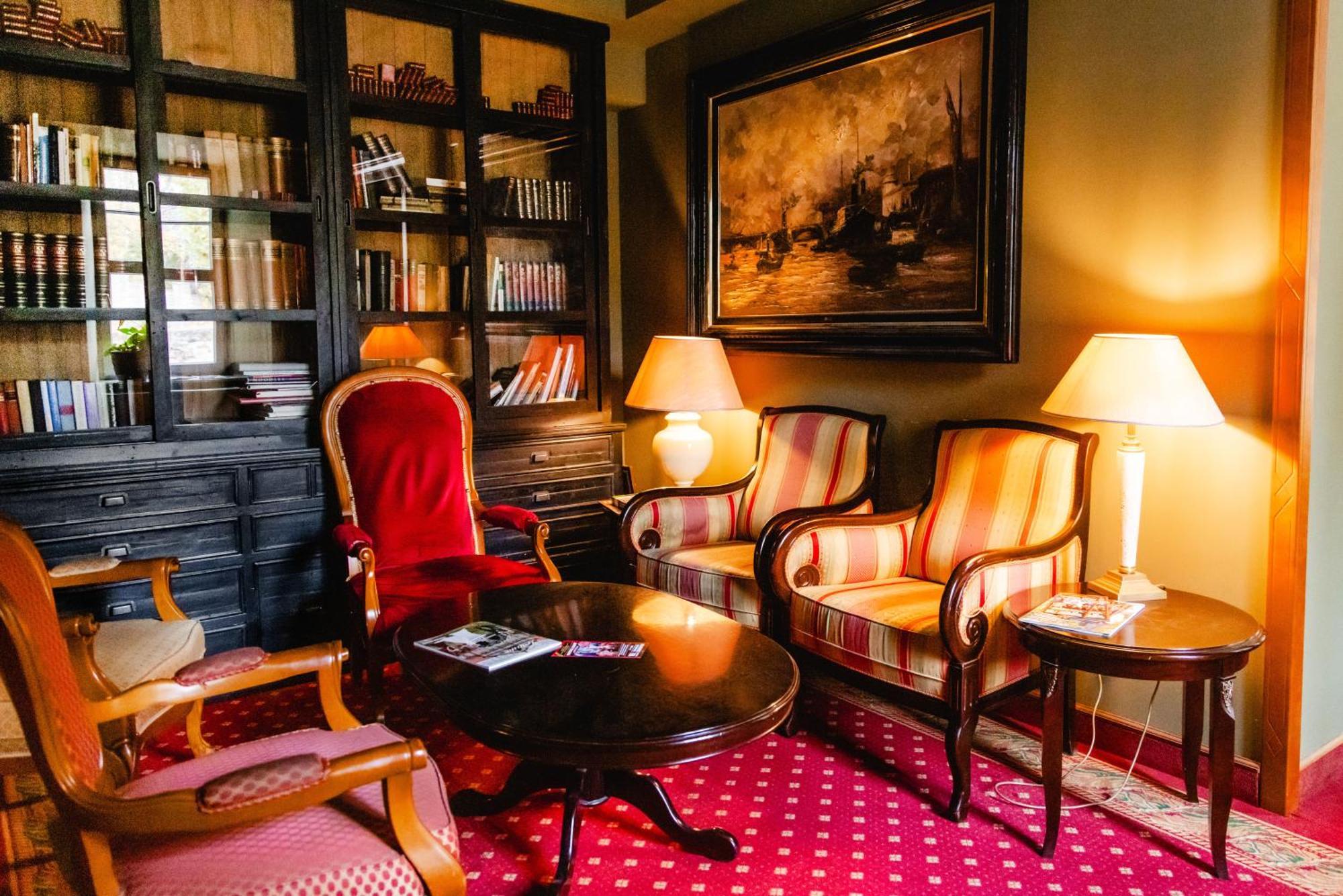 Hotel Schloss Schkopau 外观 照片