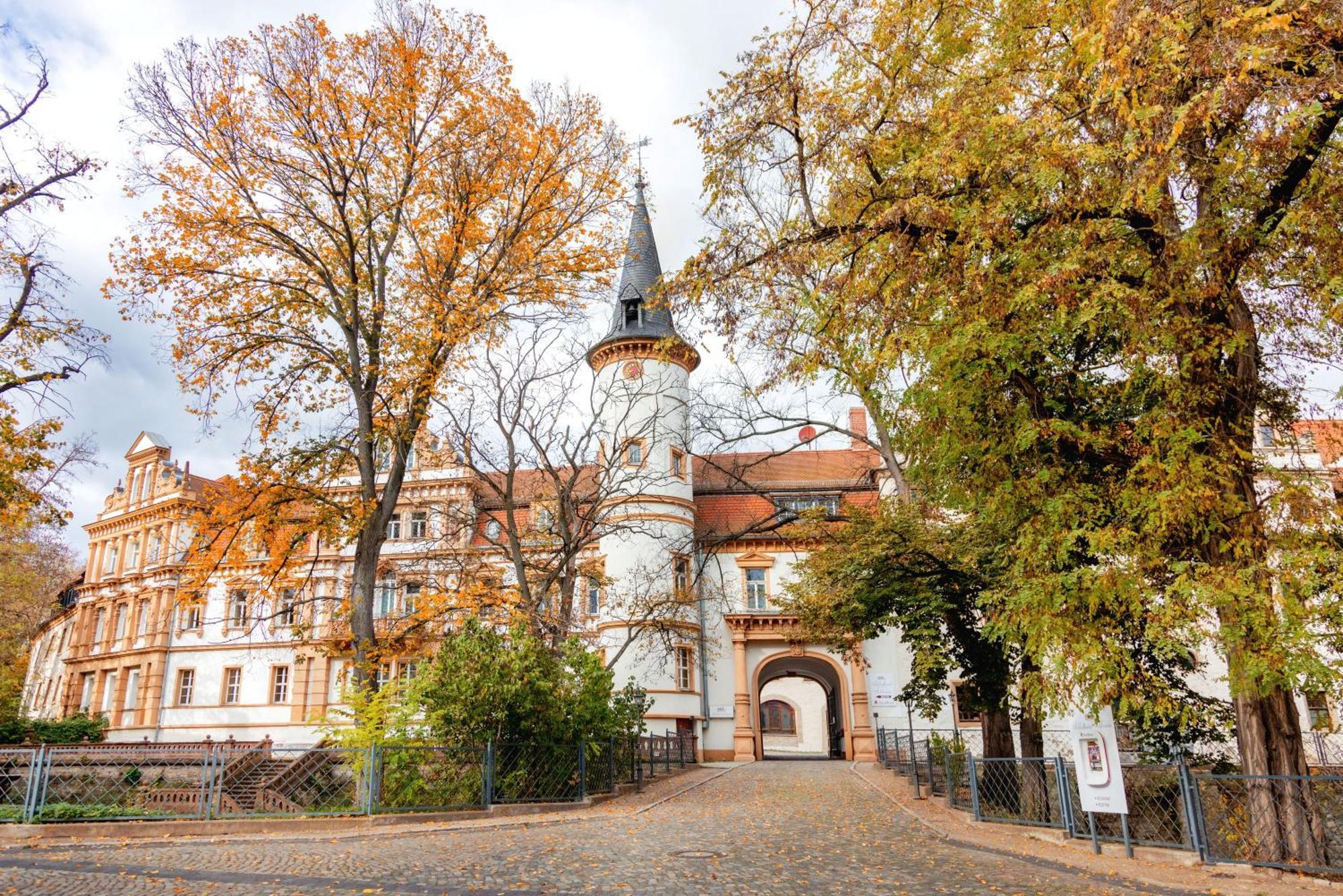 Hotel Schloss Schkopau 外观 照片