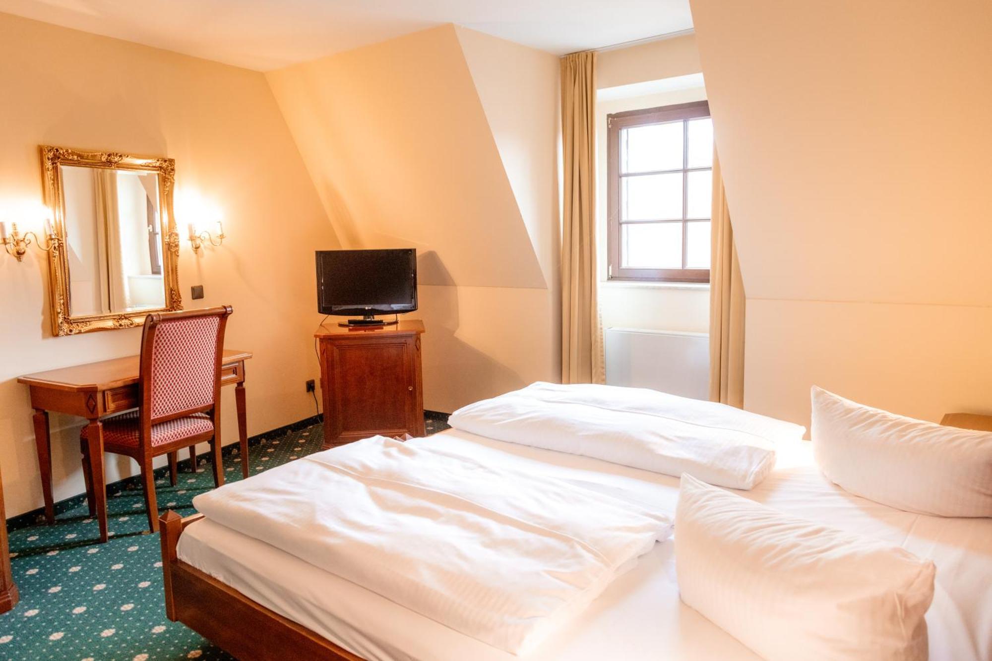Hotel Schloss Schkopau 外观 照片